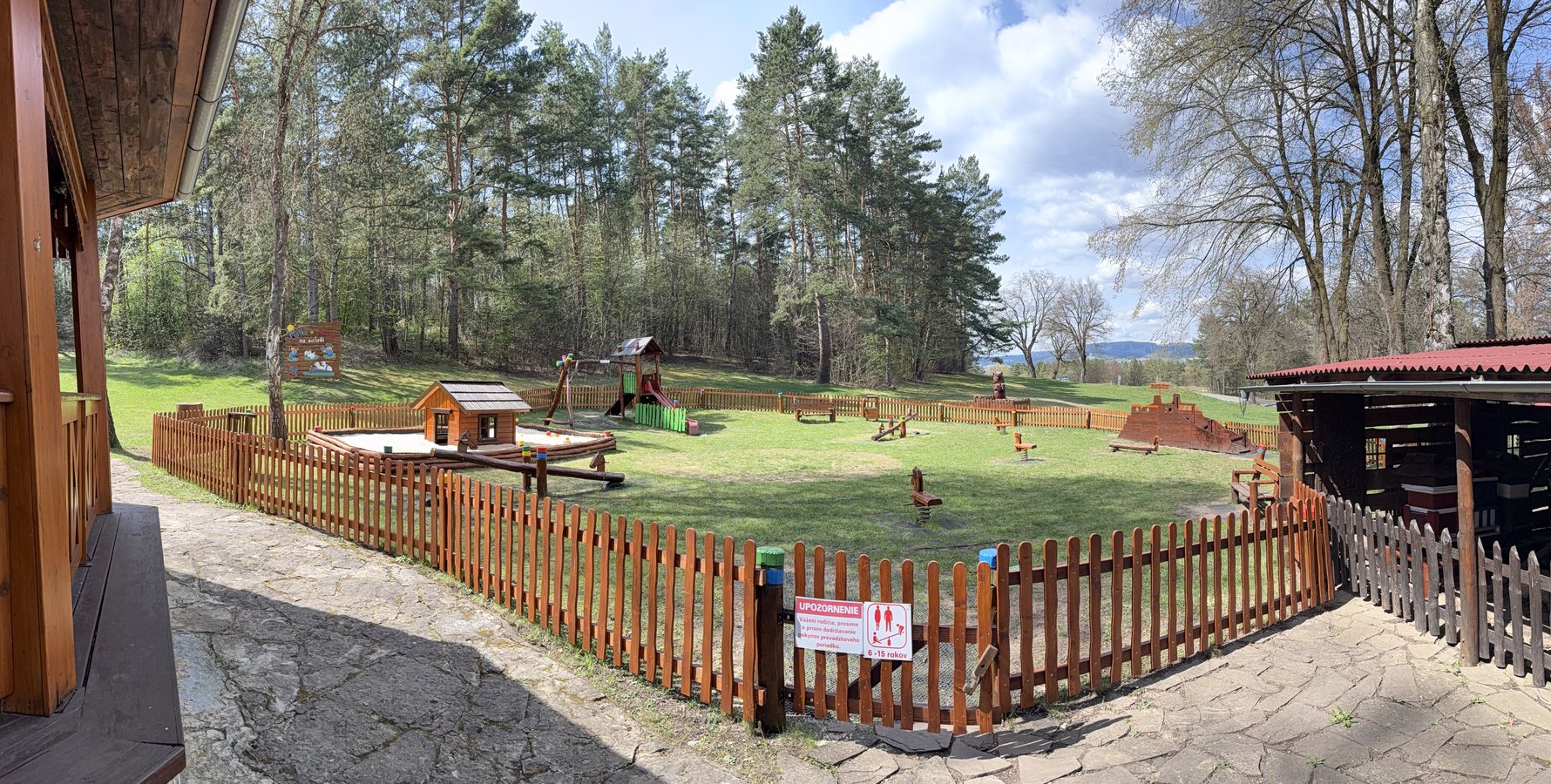 Detsk&eacute; ihrisko v are&aacute;li Spi&scaron;sk&eacute;ho sala&scaron;a